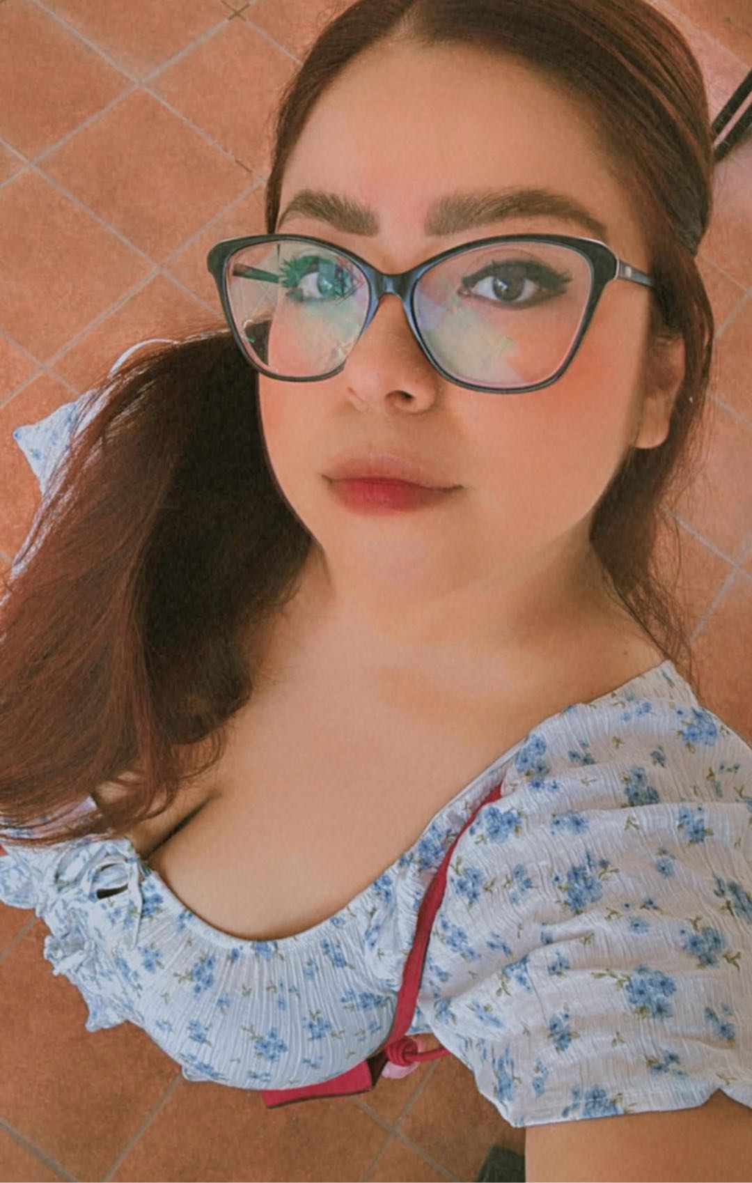 Sury from Mexico — real person online now on PeachMatch