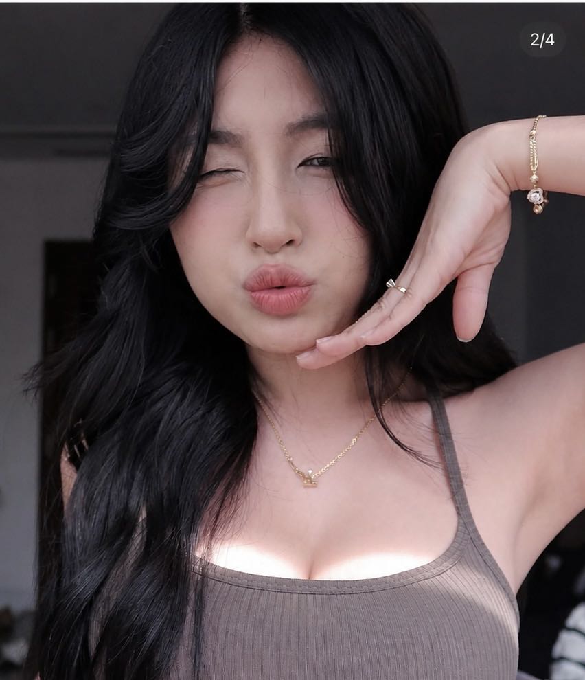 video call with girl Lily on Rabbit VideoChat