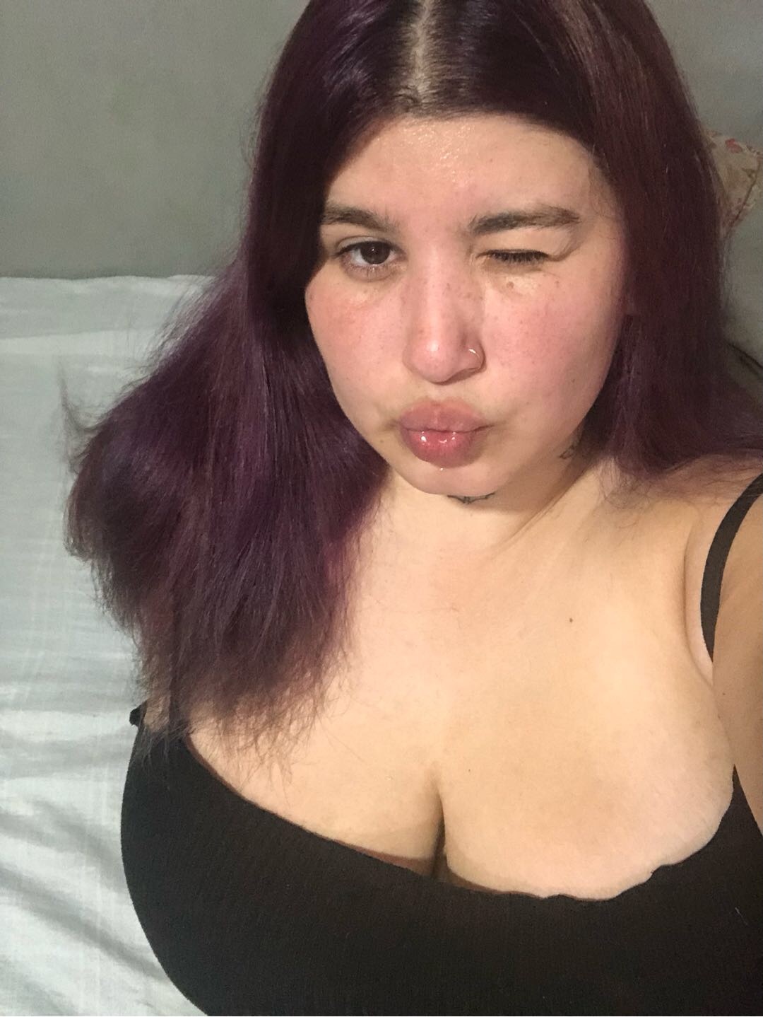 Luny — real girl from Argentina online for 1v1 video chat