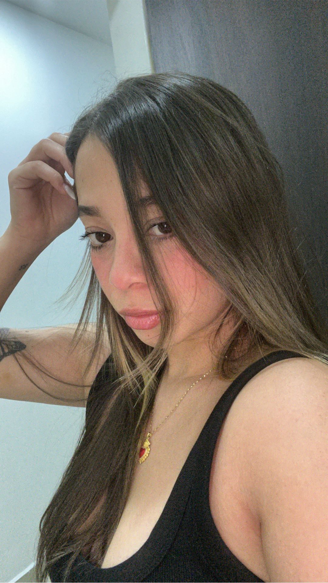 Video chat with women