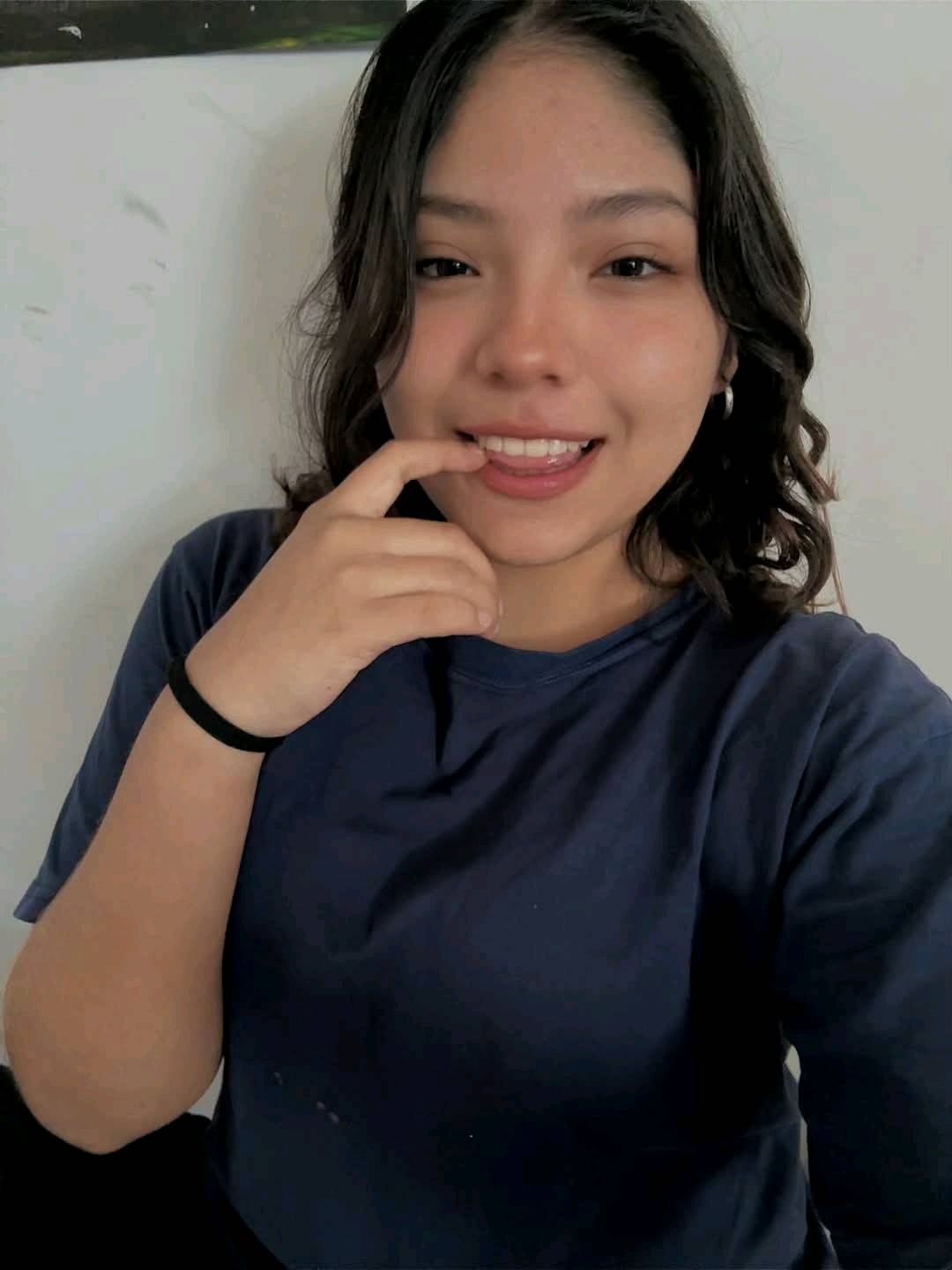 Dianita from Peru, a verified Mulive host available for a 1v1 video call at a clearly shown rate