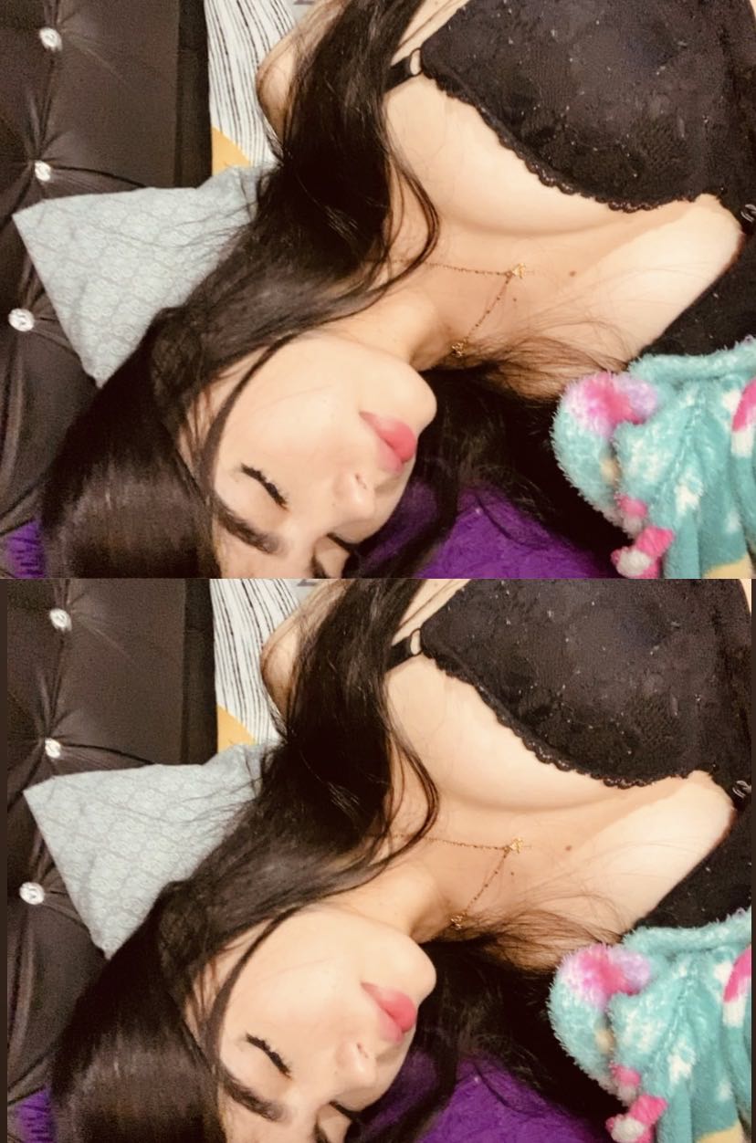 Sofia — real girl from Colombia online for 1v1 video chat