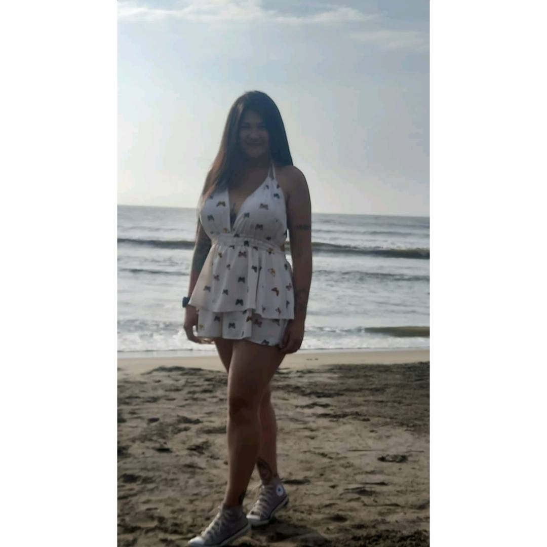 Scarlett — real girl from Colombia online for 1v1 video chat