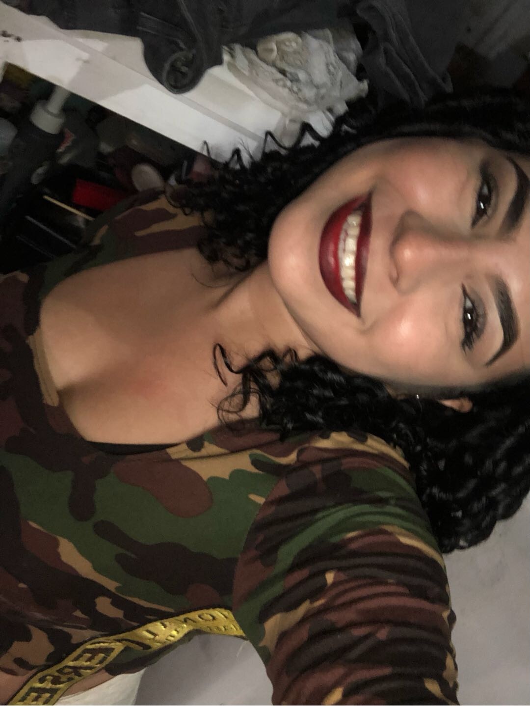 Andy — real girl from Honduras online for 1v1 video chat
