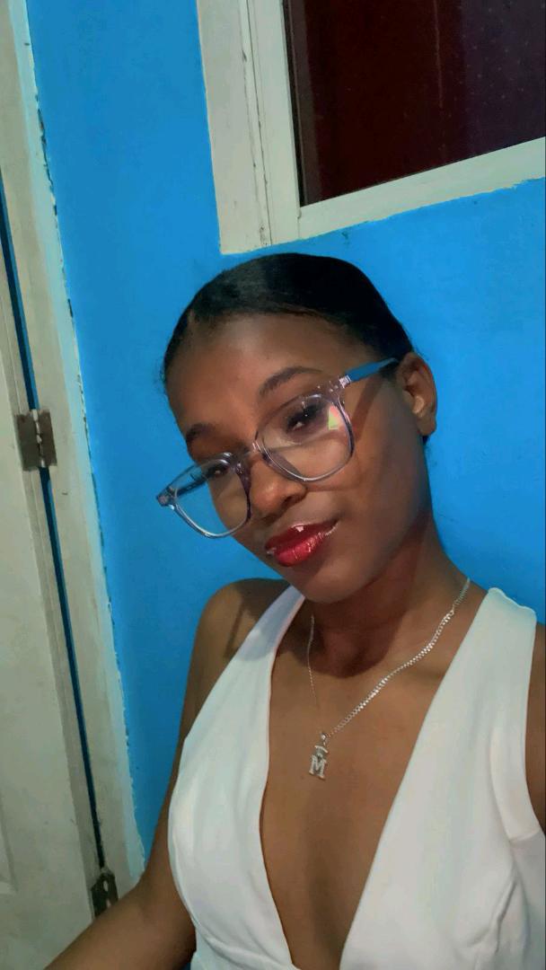 Manuela — real girl from Dominican Rep. online for 1v1 video chat