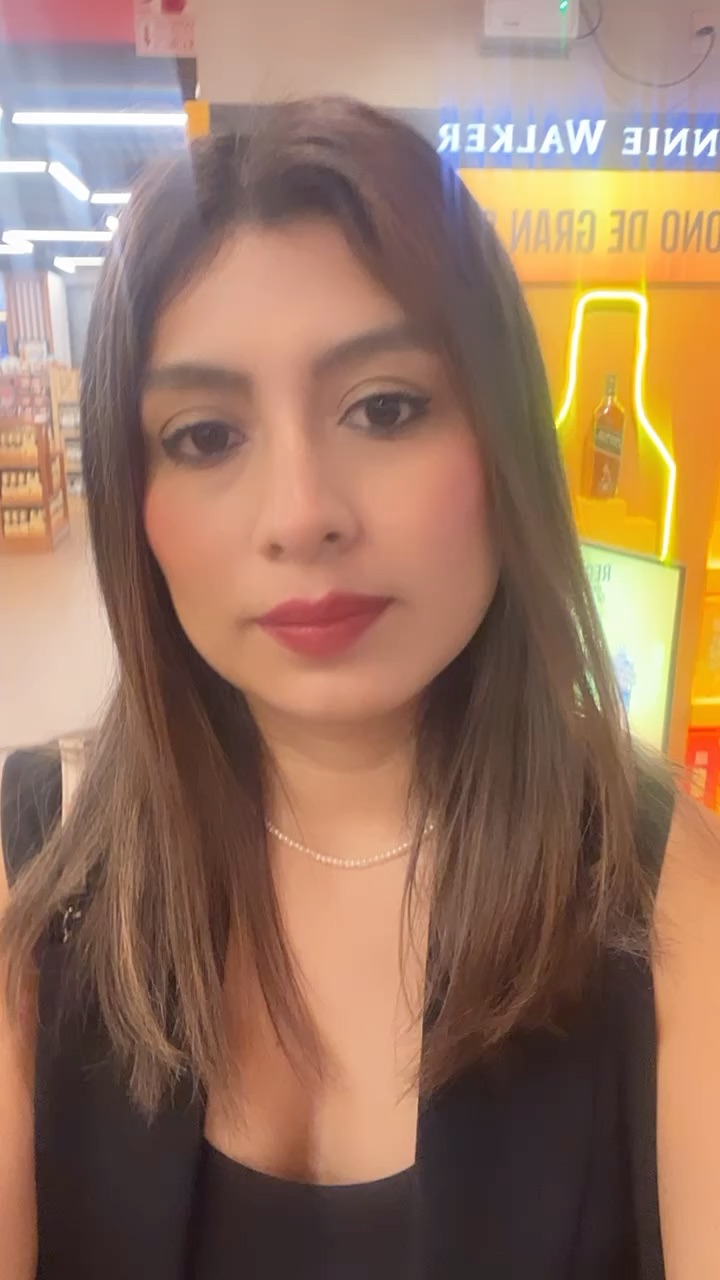 Alessia on a live CoyCam video chat