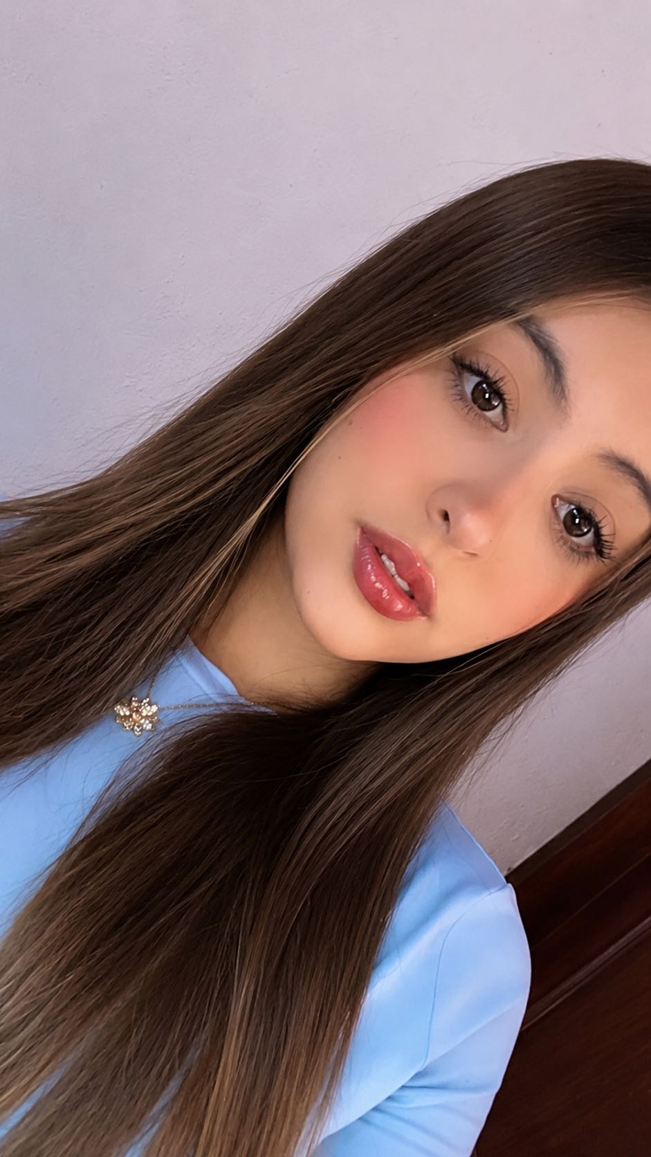 Online stranger ready to chat