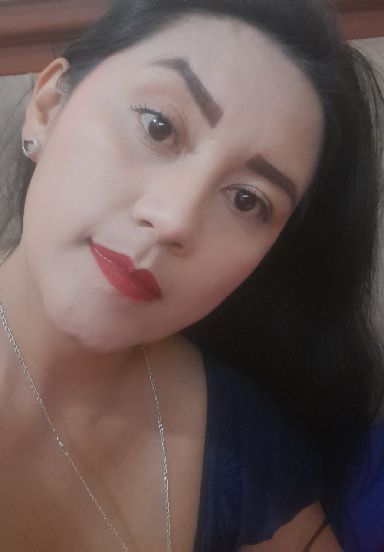 Yanny from Ecuador — real person online now on PeachMatch