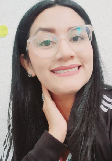 Foto de perfil de Yanny no ChamaLive — bate-papo por vídeo ao vivo