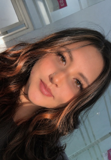 Foto de perfil de Laura no ChamaLive — bate-papo por vídeo ao vivo