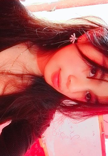 Astri — real girl from Bolivia online for 1v1 video chat