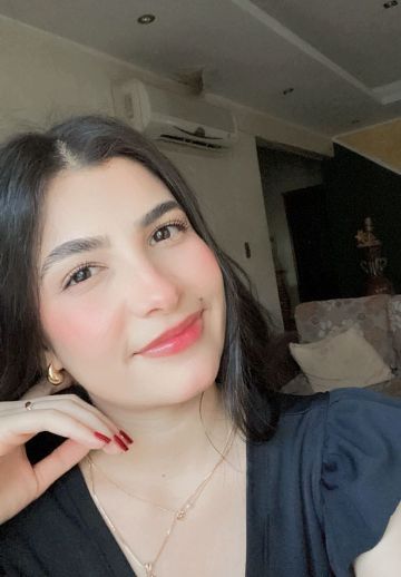 Foto de perfil de Alexandraa no ChamaLive — bate-papo por vídeo ao vivo