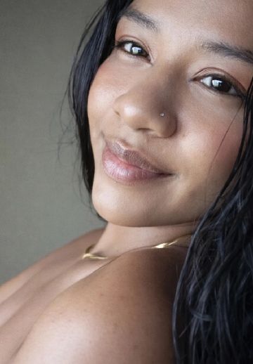 Foto de perfil de Lucy no ChamaLive — bate-papo por vídeo ao vivo