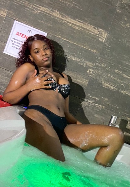 Piel — real girl from Dominican Rep. online for 1v1 video chat