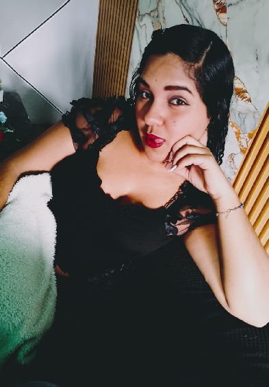 Foto de perfil de MERY CHARLOT no ChamaLive — bate-papo por vídeo ao vivo