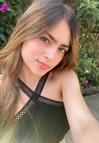 Foto de perfil de Irene no ChamaLive — bate-papo por vídeo ao vivo