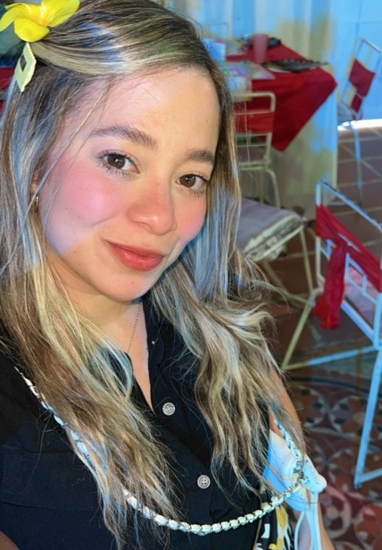 Margaret from Venezuela — real person online now on PeachMatch