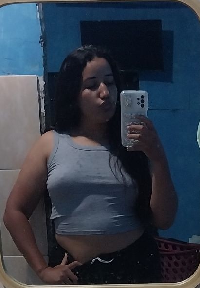 Foto de perfil de Micaela☺️ no ChamaLive — bate-papo por vídeo ao vivo