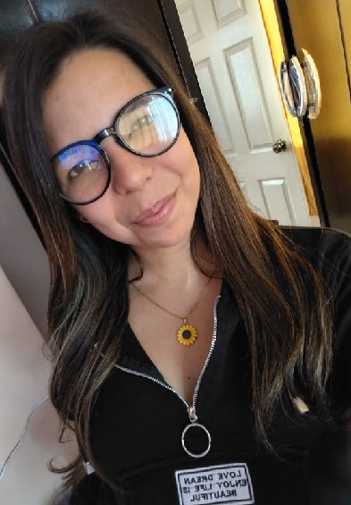 Foto de perfil de Sharom no ChamaLive — bate-papo por vídeo ao vivo