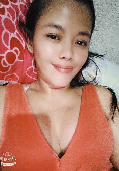 Rose from Philippines — real person online now on PeachMatch