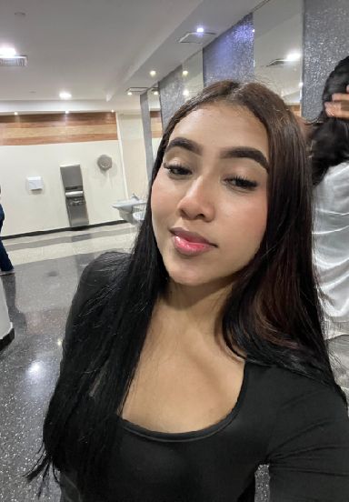 Foto de perfil de mia no ChamaLive — bate-papo por vídeo ao vivo