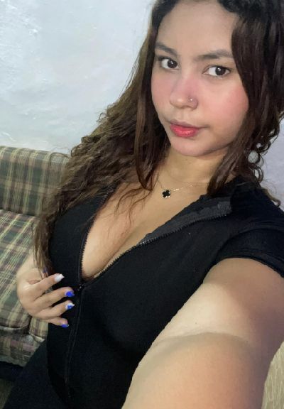 Foto de perfil de Isabella🐰🎀 no ChamaLive — bate-papo por vídeo ao vivo