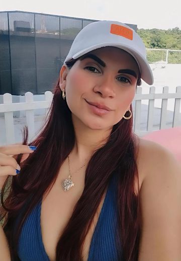 Poqe member from Venezuela live on a one on one video call online