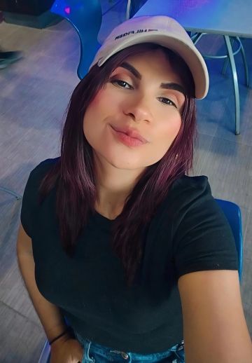 Justalk member from Venezuela online for a free cam chat right now