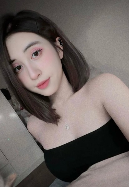 Someone from Vietnam online now for asian video chat