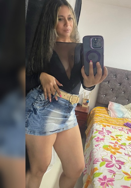 Foto de perfil de Antonella no ChamaLive — bate-papo por vídeo ao vivo