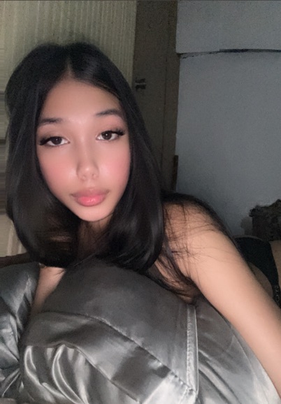 Vivi from Philippines — real person online now on PeachMatch