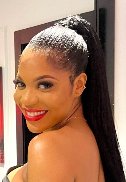 Foto de perfil de Ayla no ChamaLive — bate-papo por vídeo ao vivo
