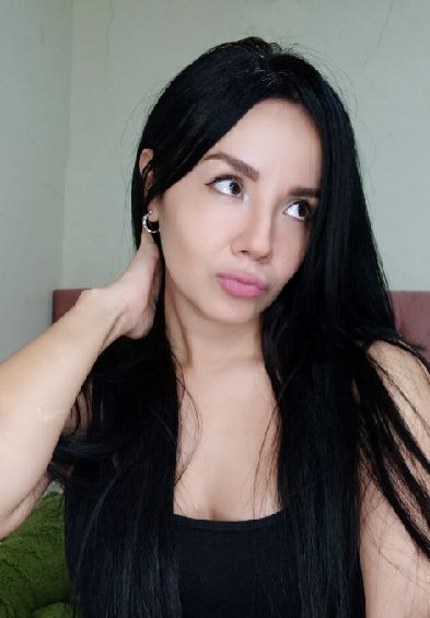 Meego member from Ecuador live on camera