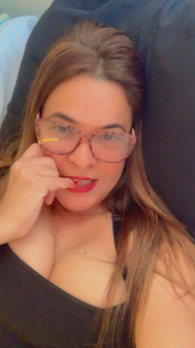 Coral from Brazil — real person online now on PeachMatch