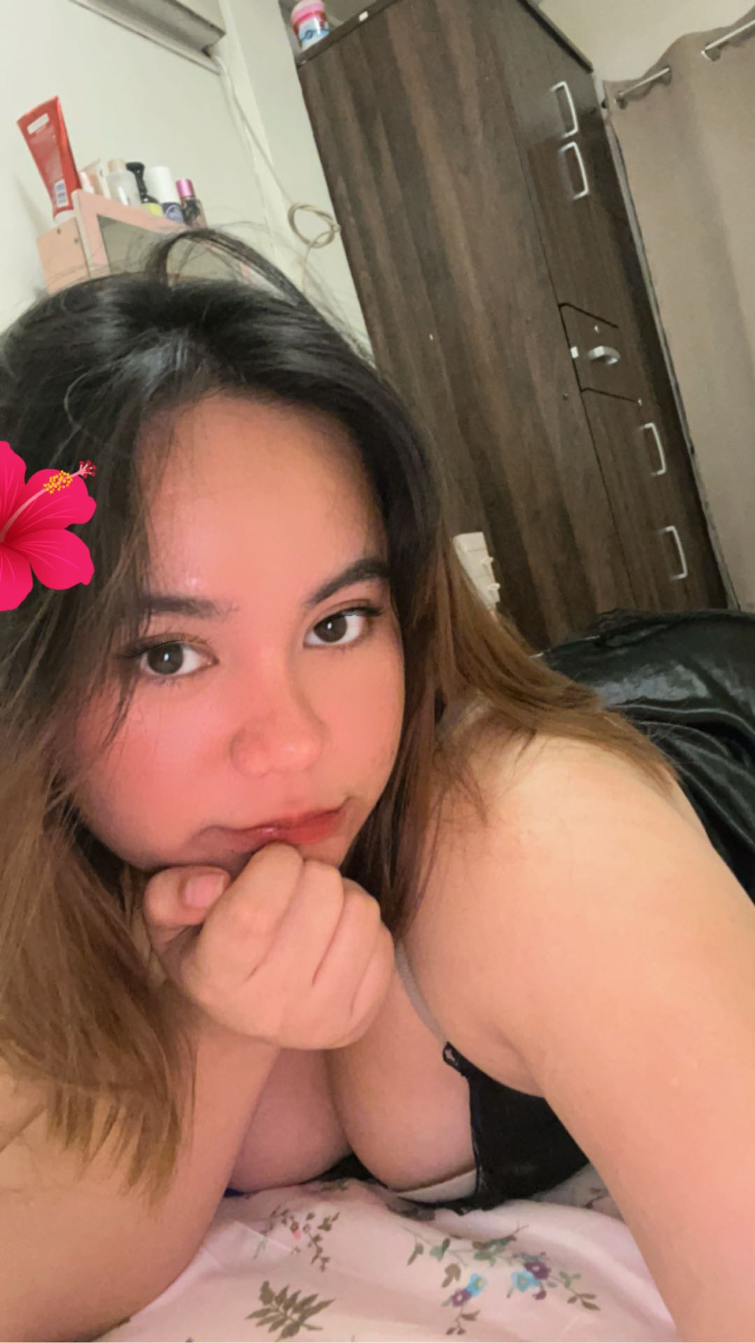Someone from Philippines online now for asian video chat