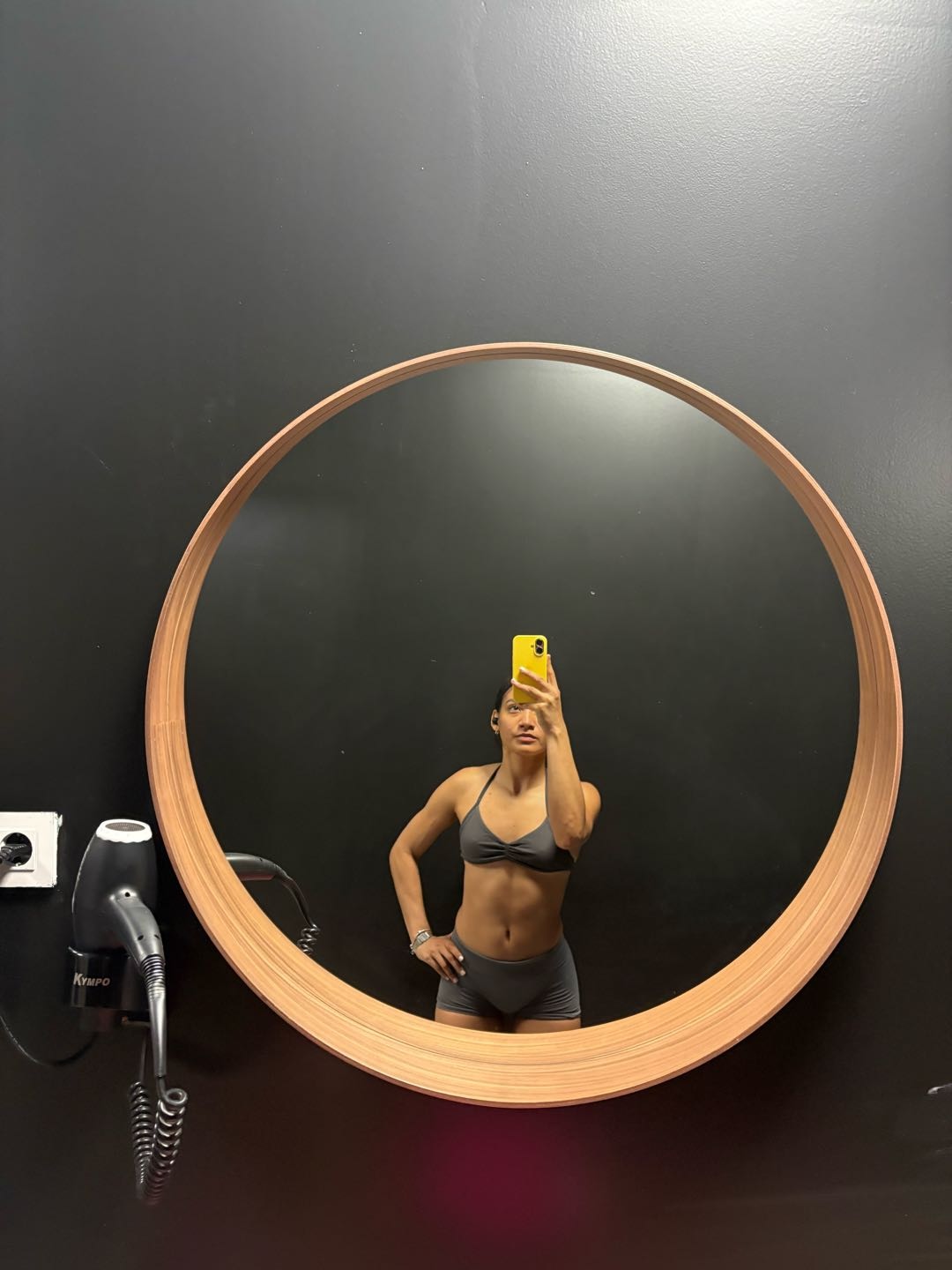 Meet Bella on free random video chat — OmeChatLive
