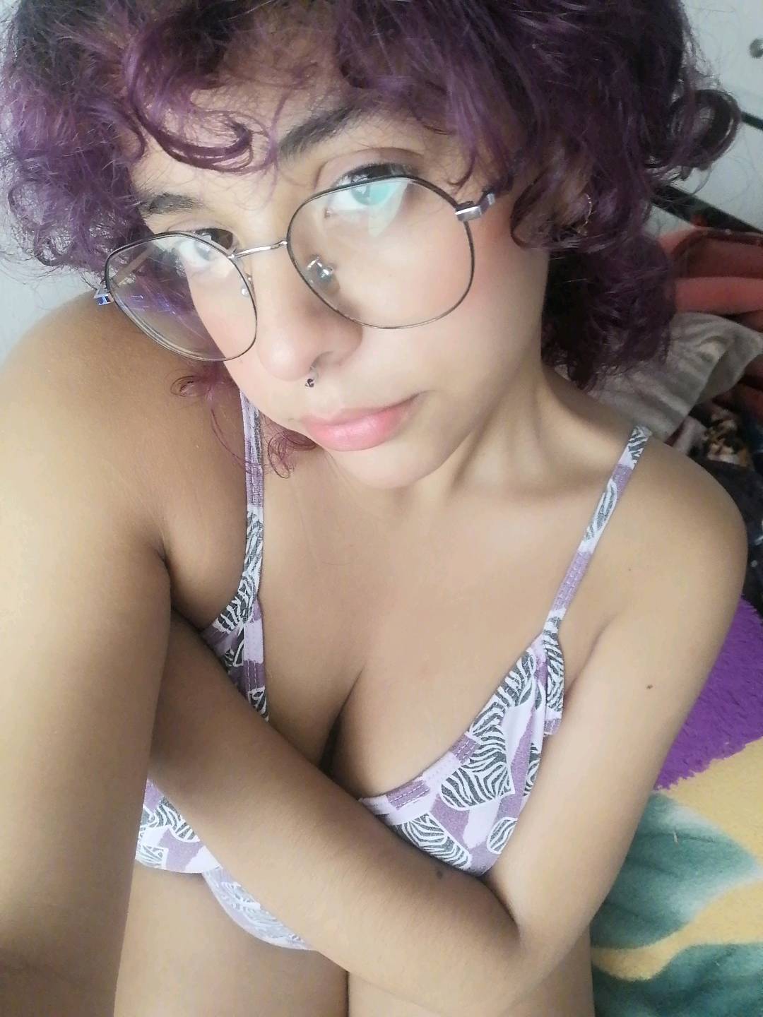 Bunny from Colombia, a verified Mulive streamer live on camera — the kind of real person the Mulive Journal writes for