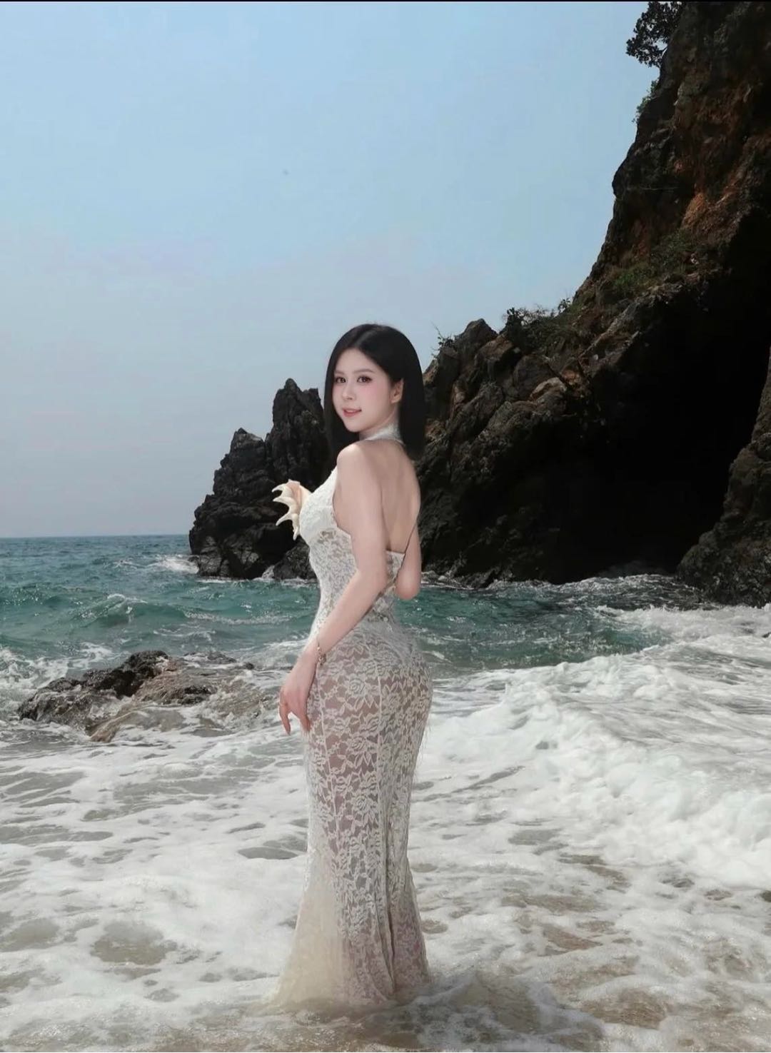 Sun from Vietnam — real person online now on PeachMatch